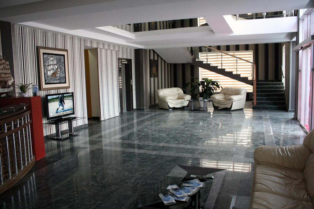Titanik Hotel Baku Eksteriør billede